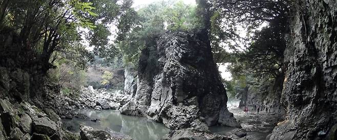 안덕계곡. 사진 출처 비짓제주.