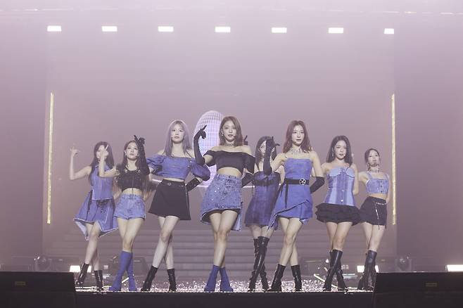 K-pop group fromis_9 conducts its concert "Love From." at the KBS Arena in Gangseo-gu, Seoul, on Friday. (Pledis Entertainment)