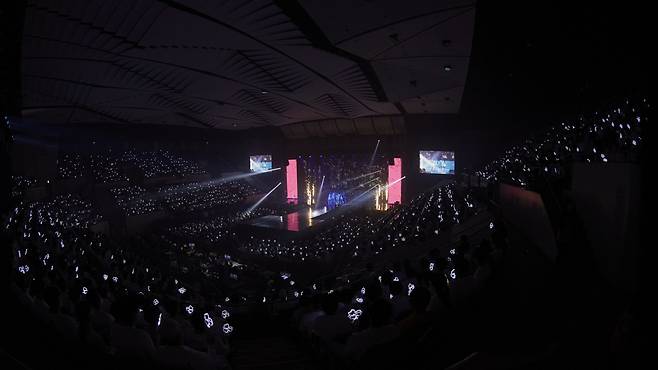 K-pop group fromis_9 conducts its concert "Love From." at the KBS Arena in Gangseo-gu, Seoul, on Friday. (Pledis Entertainment)
