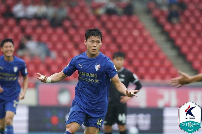 3일 열린 성남FC와의 경기에서 멀티골을 터뜨린 수원 삼성 공격수 오현규 사진=한국프로축구연맹 제공