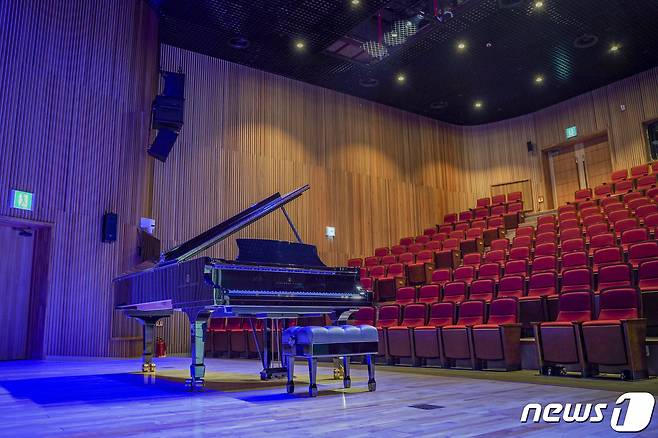 비원뮤직홀 무대.(대구 서구 제공)