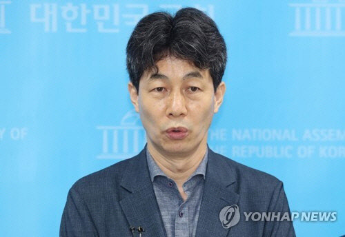 더불어민주당 윤건영 의원. [연합뉴스]