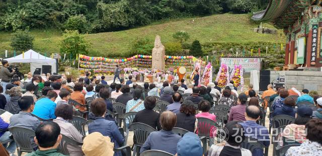 ▲ 지난 1일 봉덕사에서 가을 미륵제가 열렸다.