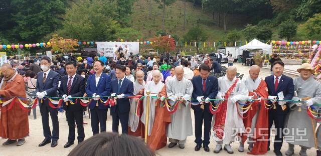 ▲ 지난 1일 봉덕사에서 가을 미륵제가 열렸다.