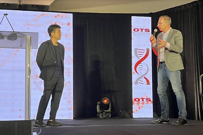 소바젠 최고과학책임자 이정호 KAIST 석좌 교수가 국내 기업에서는 유일하게 OTS 학회에 연사로 초청돼 4일 소아뇌종양 ASO 신약 연구 결과를 발표했다.  [사진 제공 = 소바젠]