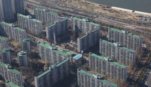 서울 시내 아파트 단지 전경. 연합뉴스