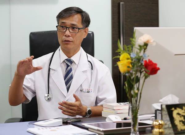 정일경 원장은 “운동을 제대로 하고 올바른 식습관만 지키면 만성질환의 대부분은 완치된다”고 말했다. / 주미영 작가