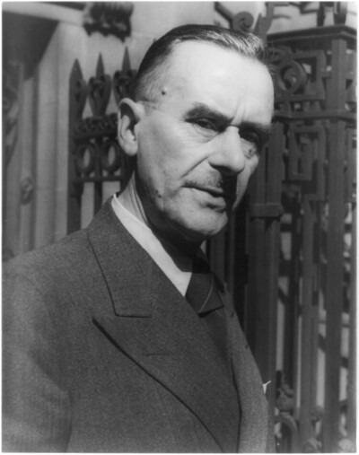 토마스 만(1875~1955), 1937년, 사진 칼 밴 벡턴(Carl Van Vechten). 위키미디어