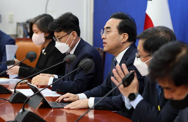 더불어민주당 박홍근 원내대표가 11일 오전 국회에서 열린 국정감사대책회의에서 발언하고 있다. (사진= 국회사진기자단)