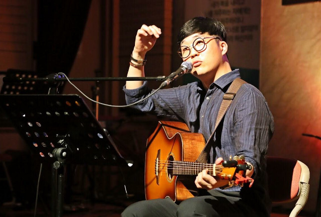 구현모씨는 “세계 곳곳에서 복음을 전하고 계시는 선교사님들과 선교지 사람들을 위해 힐링콘서트를 해드리고 또 재정적인 도움을 드리고  싶다”고 말했다.