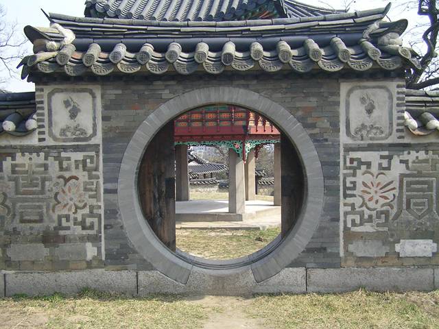 ▲낙선재 꽃담Ⓒ문화재청