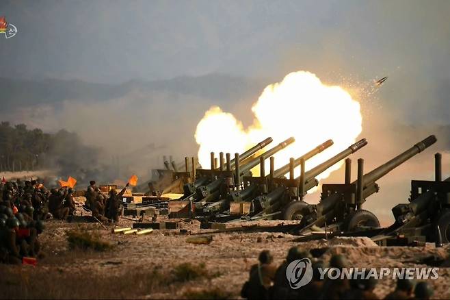 북한, 오후에 또 동·서해 포격으로 9·19 위반…軍 조치중 [연합뉴스 자료사진]