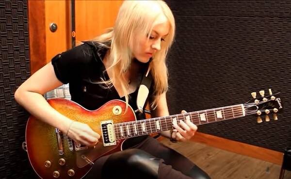 사진=에밀리 헤이스팅스 유튜브