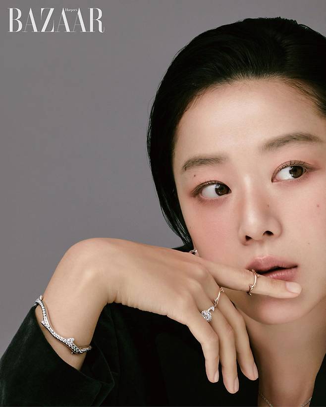 배우 이주명 화보. 사진 하퍼스 바자