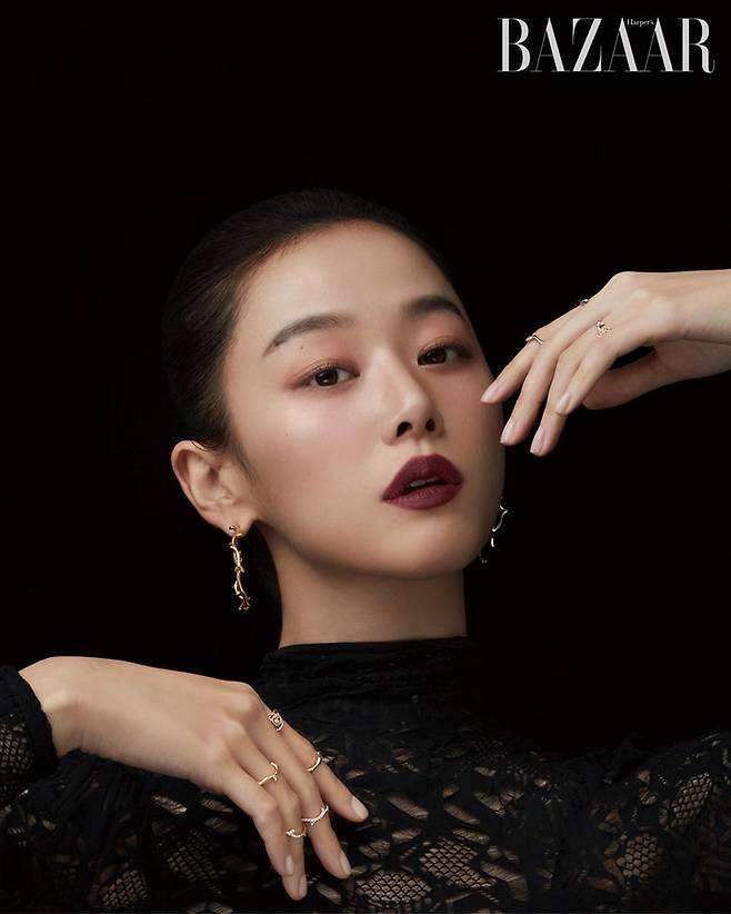 배우 이주명 화보. 사진 하퍼스 바자