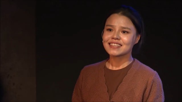 2020년 뮤지컬 ‘그날 우리는’에서 북한에서 사는 한국 여성역을 맡은 김봄희 대표.