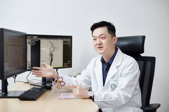 우호걸 경희대병원 신경과 교수. [사진=경희대병원]