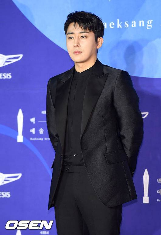 [사진=OSEN 민경훈 기자] 배우 손호준이 '술꾼 도시 여자들' 시즌2에 특별출연한다. 사진은 과거 공식석상에 참석한 모습이다. /rumi@osen.co.kr