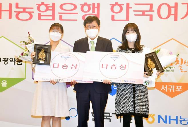 공동다승왕에 오른 최정 9단(왼쪽)과 조승아 5단(오른쪽) [한국기원 제공]