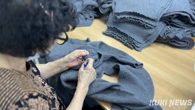 시간도 동료도 호황이었던 봉제 산업도 김씨를 두고 흘러갔다. 사진=정슬기 쿠키청년기자