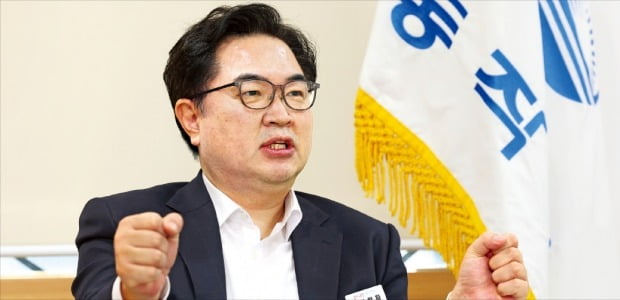 박일하 동작구청장은 “동작구형 재개발·재건축을 진행하고 교통 여건을 개선해 동작구를 하나의 생활권으로 연결하는 ‘10분 콤팩트 도시’로 만들겠다”고 말했다. /이솔 한경디지털랩 기자