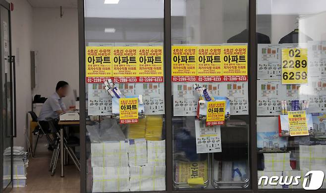 서울 강북구 수유동 ‘칸타빌 수유 팰리스’ 내 상가에 입주된 아파트 분양 사무실./사진제공=뉴스1