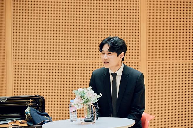 Yang In-mo talks during a press conference held at Lotte Concert Hall on Thursday. (Lotte Concert Hall)