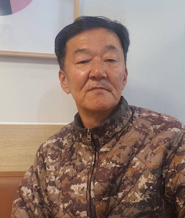 영화숙 재생원 사건을 증언한 피해 생존자 관련 보도사진