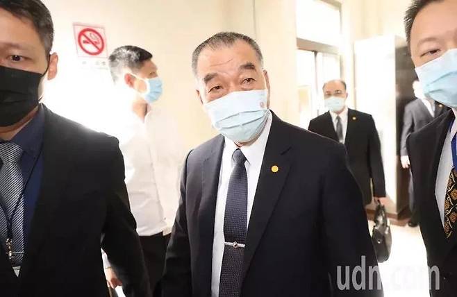 추궈정 대만 국방부장(가운데) [대만 연합신문망 캡처. 재판매 및 DB 금지]