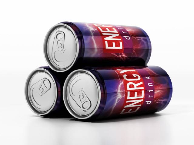 운동 전 에너지 드링크는 마시지 않는 것이 좋다./사진=게티이미지뱅크