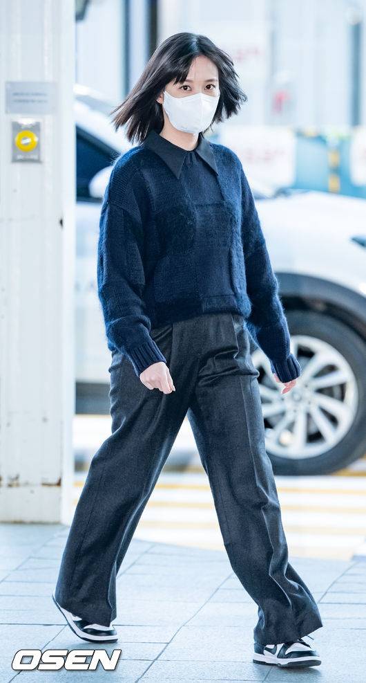 [OSEN=인천공항, 민경훈 기자]박은빈이 출국장으로 이동하고 있다. 2022.11.04 / rumi@osen.co.kr