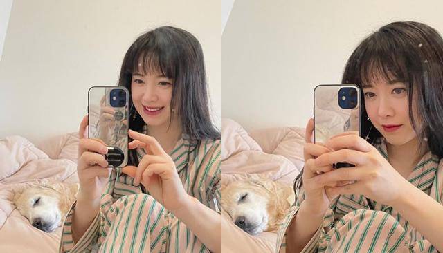 구혜선이 줄무늬 잠옷을 입고 온라인 수업을 들었다. 구혜선 SNS