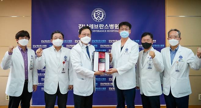 강남세브란스병원이 2022 대한민국 하이스트 브랜드에서 글로벌 헬스케어 부문 대상을 수상했다. (강남세브란스병원 제공)