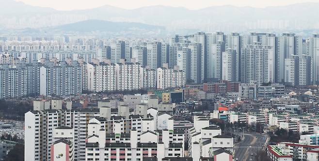 경기도 수원 시내 아파트 밀집지역 모습. [연합]