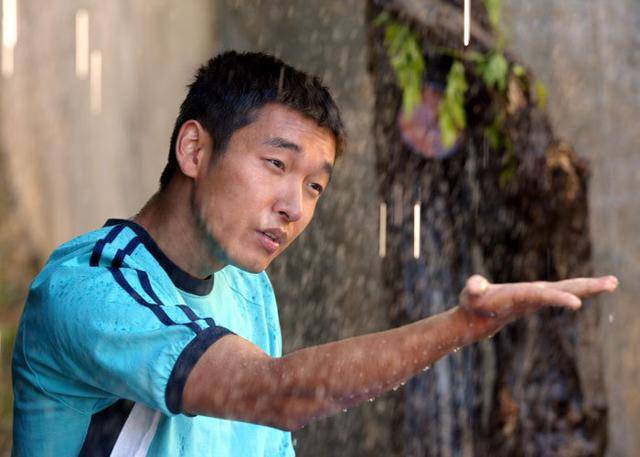 영화 '말아톤'(2005년 개봉)의 주인공이자 자폐스페트럼 장애인 '초원'의 모습. 영화사 제공