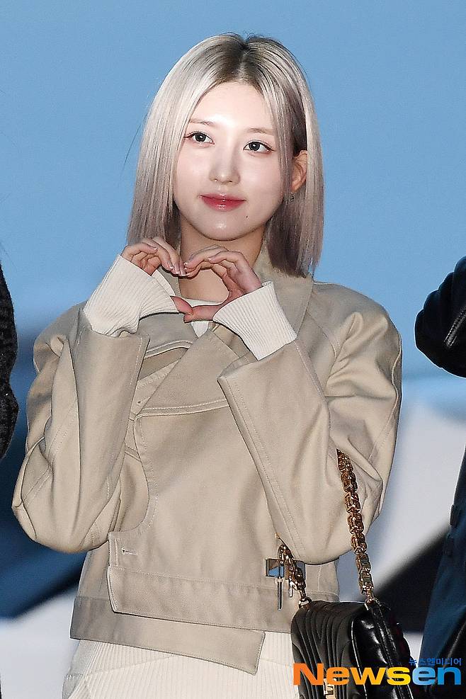 아이브 가을 '눈부신 단발 미모'[포토엔HD]
