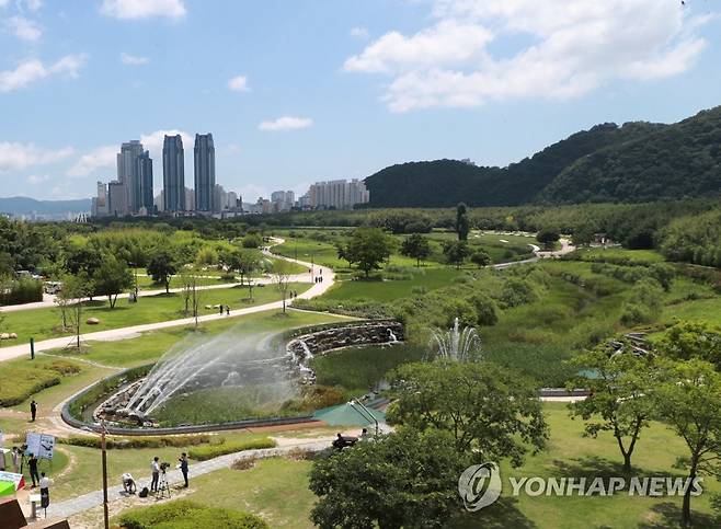 태화강 국가정원 전경 [울산시 제공.재판매 및 DB 금지]