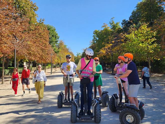 세그웨이 동호회 회원들