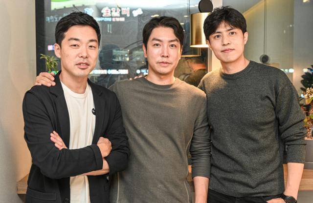 지난달 4일 정신건강의학과 전문의이자 유튜버 '뇌부자들'이 서울 영등포구의 병원에서 본보와 이야기를 나누고 있다. 류효진 기자