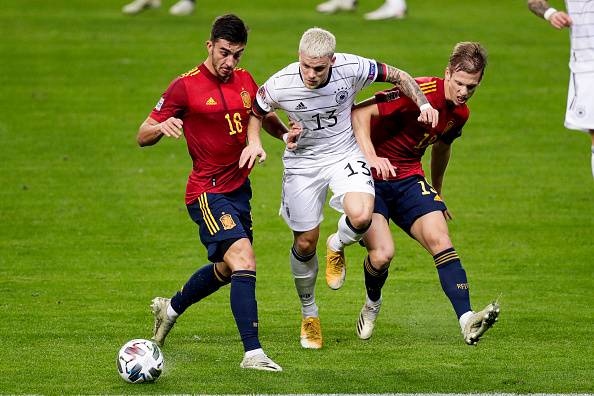 지난 2020년 UEFA 네이션스컵에서 격돌한 스페인과 독일의 경기모습./게티이미지