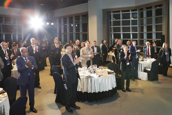 The audience at the Great Music Festival Charity Night Gala 2022 gives a standing ovation at the conclusion of the concert. [PARK SANG-MOON]