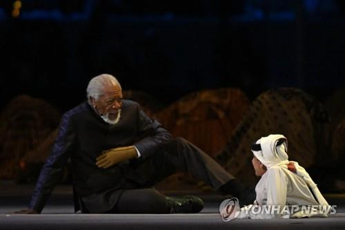 개막식에 등장한 모건 프리먼 [AFP=연합뉴스 자료사진, DB화 및 재배포 금지]