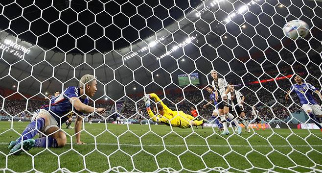 독일이 일본에 동점골을 허용하는 장면. AP연합뉴스