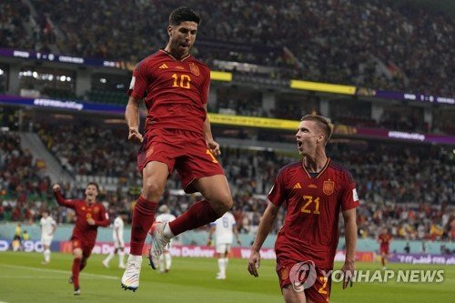 스페이의 계속된 파상공세... 골 폭풍 이어져(연합뉴스)