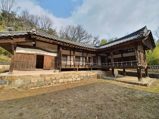 [포항=뉴시스] 강진구 기자 = 경북 포항시는 문화재청이 오는 25일 남구 연일읍 ‘상달암’을 국가지정문화재 ‘보물’로 지정 고시한다고 24일 밝혔다.사진은 상달암 본채.(사진=포항시 제공) 2022.11.24.photo@newsis.com *재판매 및 DB 금지