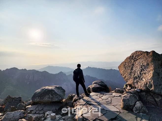월출산 정상인 천황봉