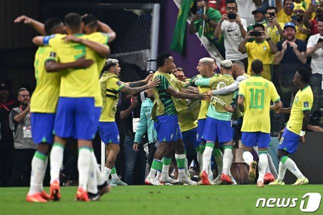 2022 국제축구연맹(FIFA) 카타르 월드컵 G조 1차전에서 세르비아를 상대로 2대0 승리를 거둔 브라질 /사진=뉴스1