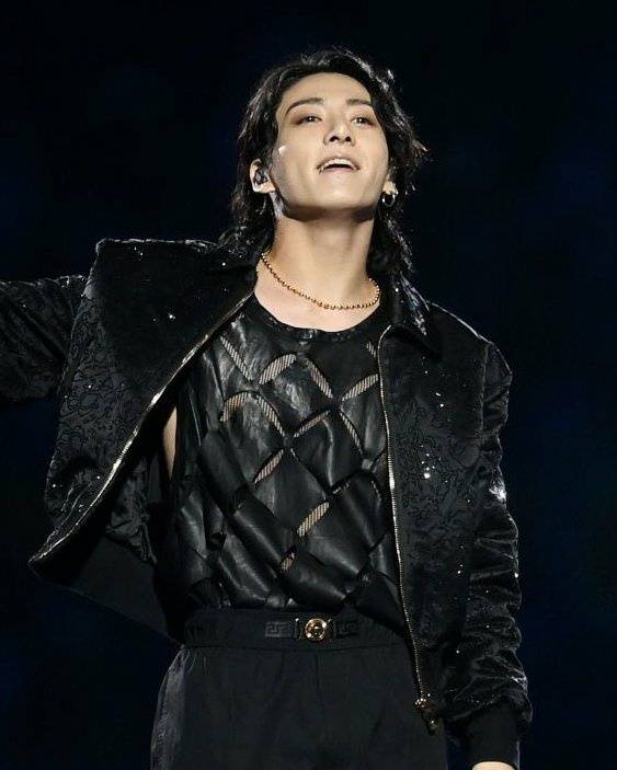 방탄소년단 정국 '틱톡' 개인 최초 1570억뷰..월드컵 송 'Dreamers' 10억뷰 돌파 '인기 돌풍'