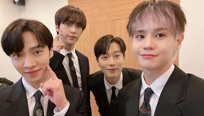 하이라이트 인스타그램 캡처.