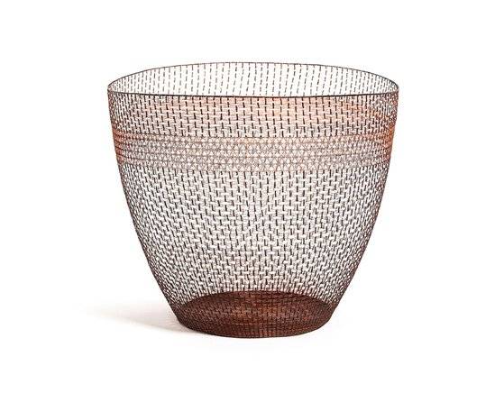 7월 서울공예박물관에서 선보인 '로에베 재단 공예상' 우승자 정다혜 작가의 말총 작품. 서울공예박물관